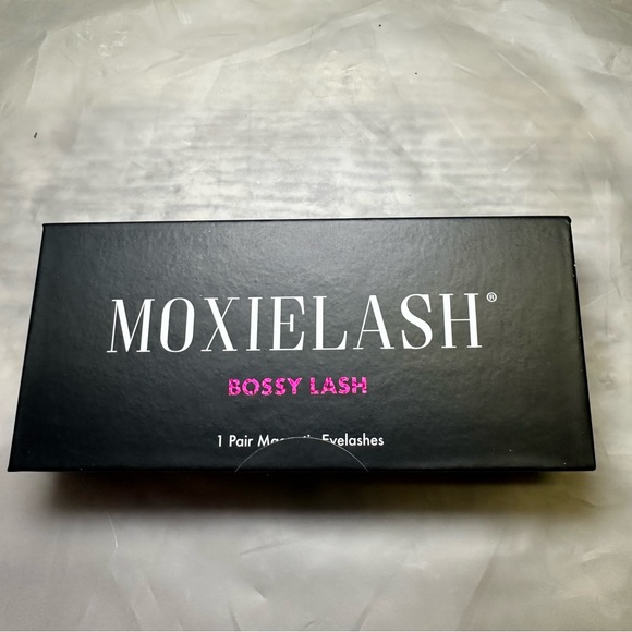 Moxie Lash Bossy Lash Magnetic eyelash - Picture 2 of 4